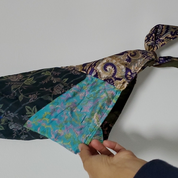 🤎 3/$20 🤎 Reversible Crop Top - Picture 4 of 4